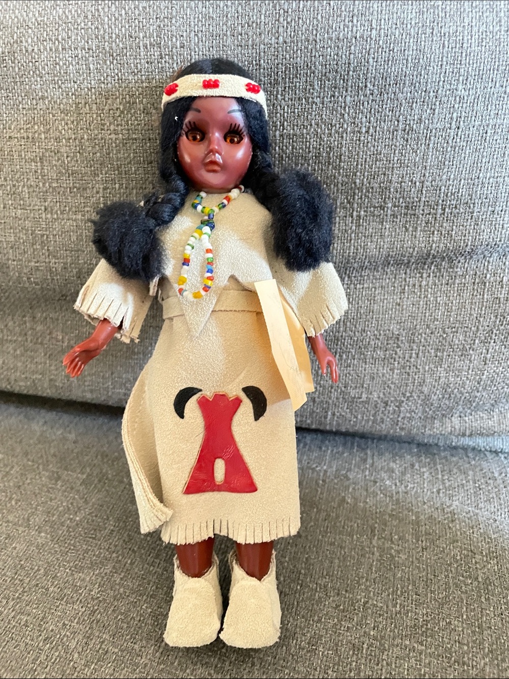Carlson Dolls Nez Perce Princess Vintage with Baby on back blinking eyes.